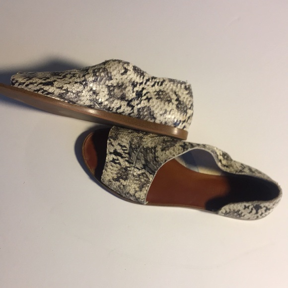 1.STATE CELVIN SNAKESKIN LEATHER SHOE - Picture 2 of 5